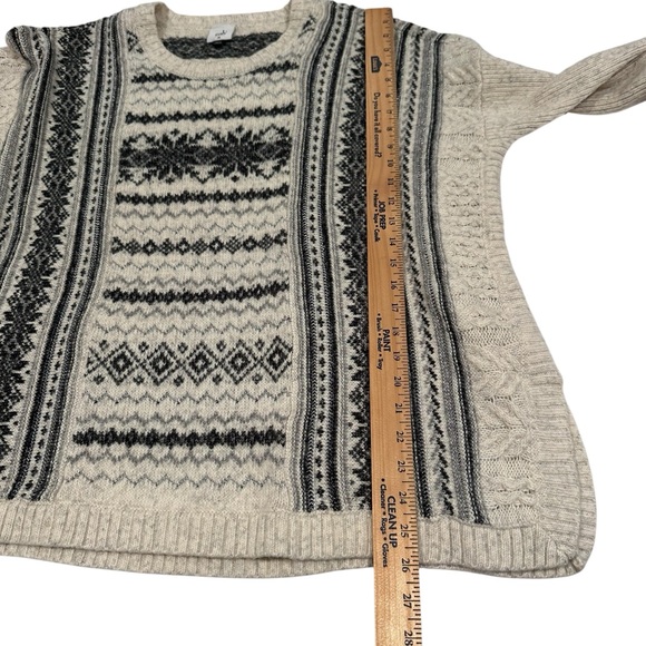 Women's Cabi Black and Cream Winter Patterned Sweater - Picture 8 of 12